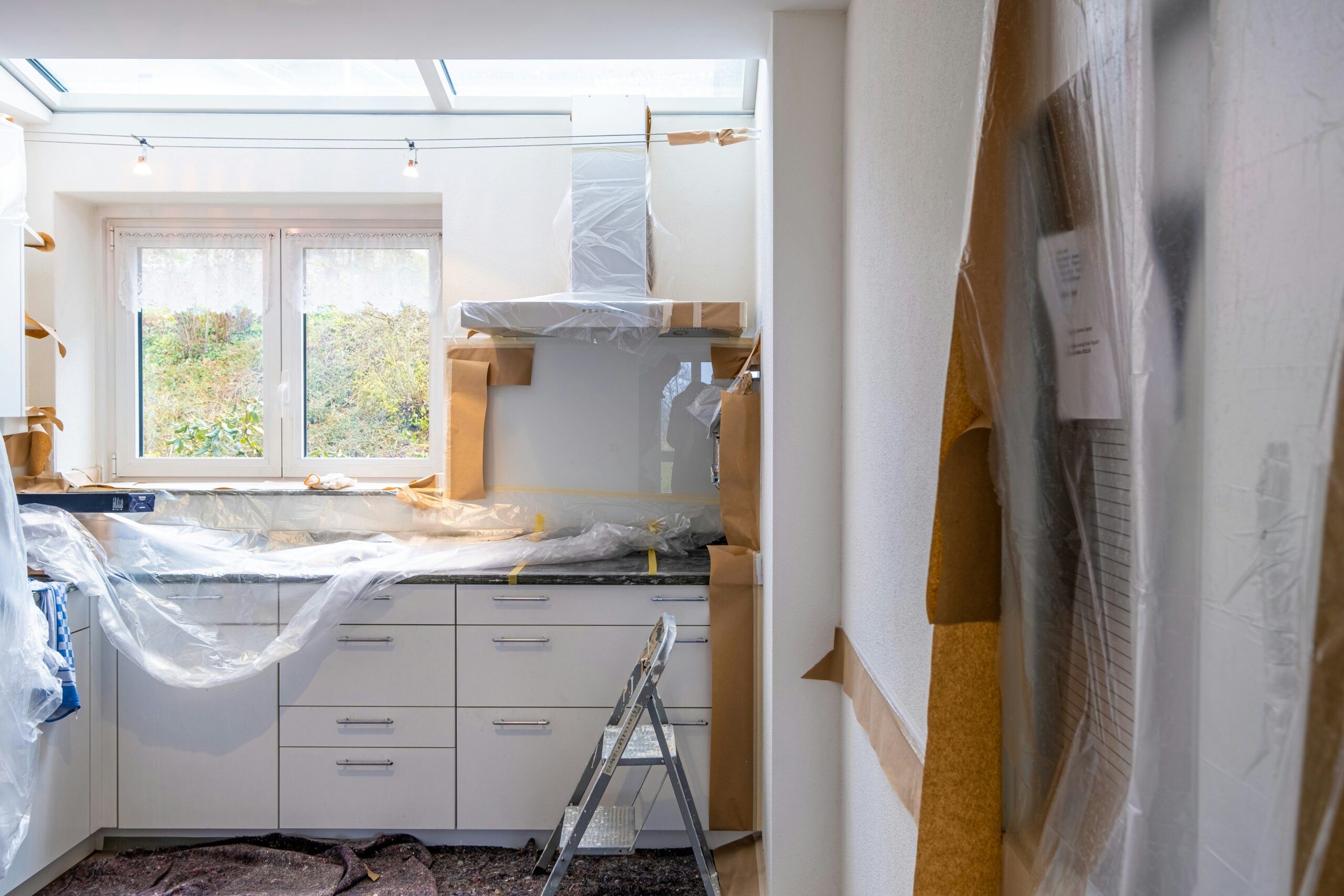 Reformas y Rehabilitaciones home renovation interior